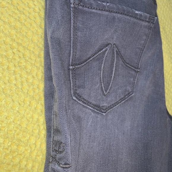 Anthro Level 99 Lily skinny straight jeans - Picture 4 of 8